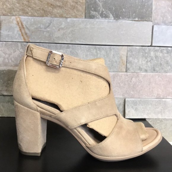 ECCO Women's Shape 65 Block Buckle Sandal Heeled - Picture 2 of 7
